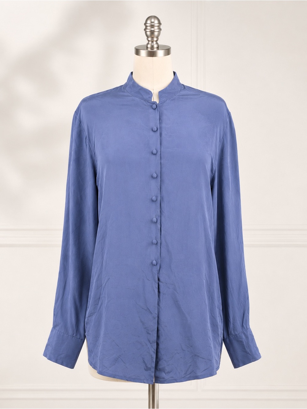 August Silk Collection 100% Silk Blue Button Front Blouse Medium